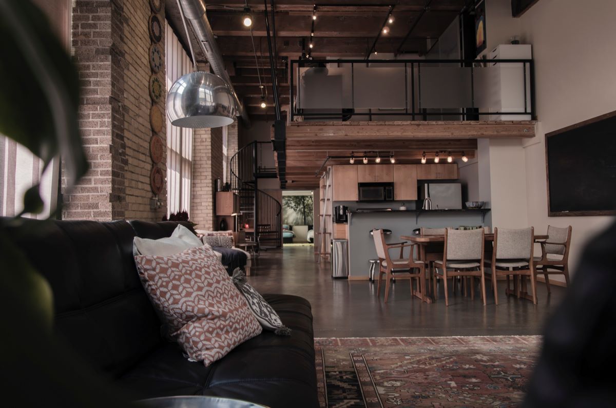 How to Sell a Home with a Loft Highlighting Key Features